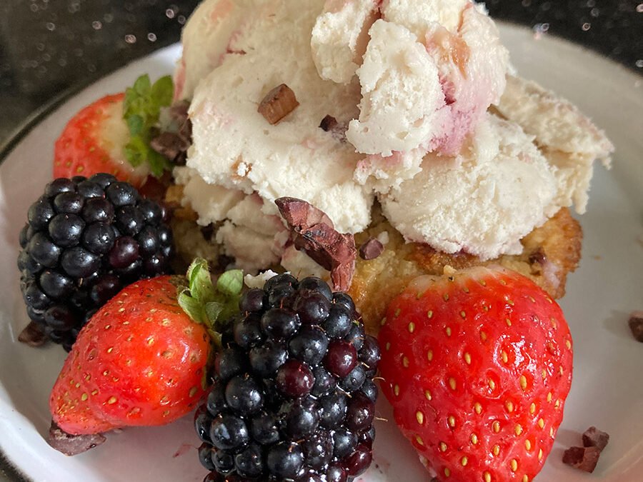 Almond Cookie Ice Cream Dessert